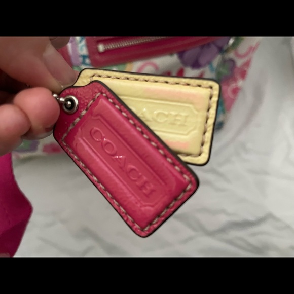 COACH Diaper bag. Large. Floral - Picture 2 of 12